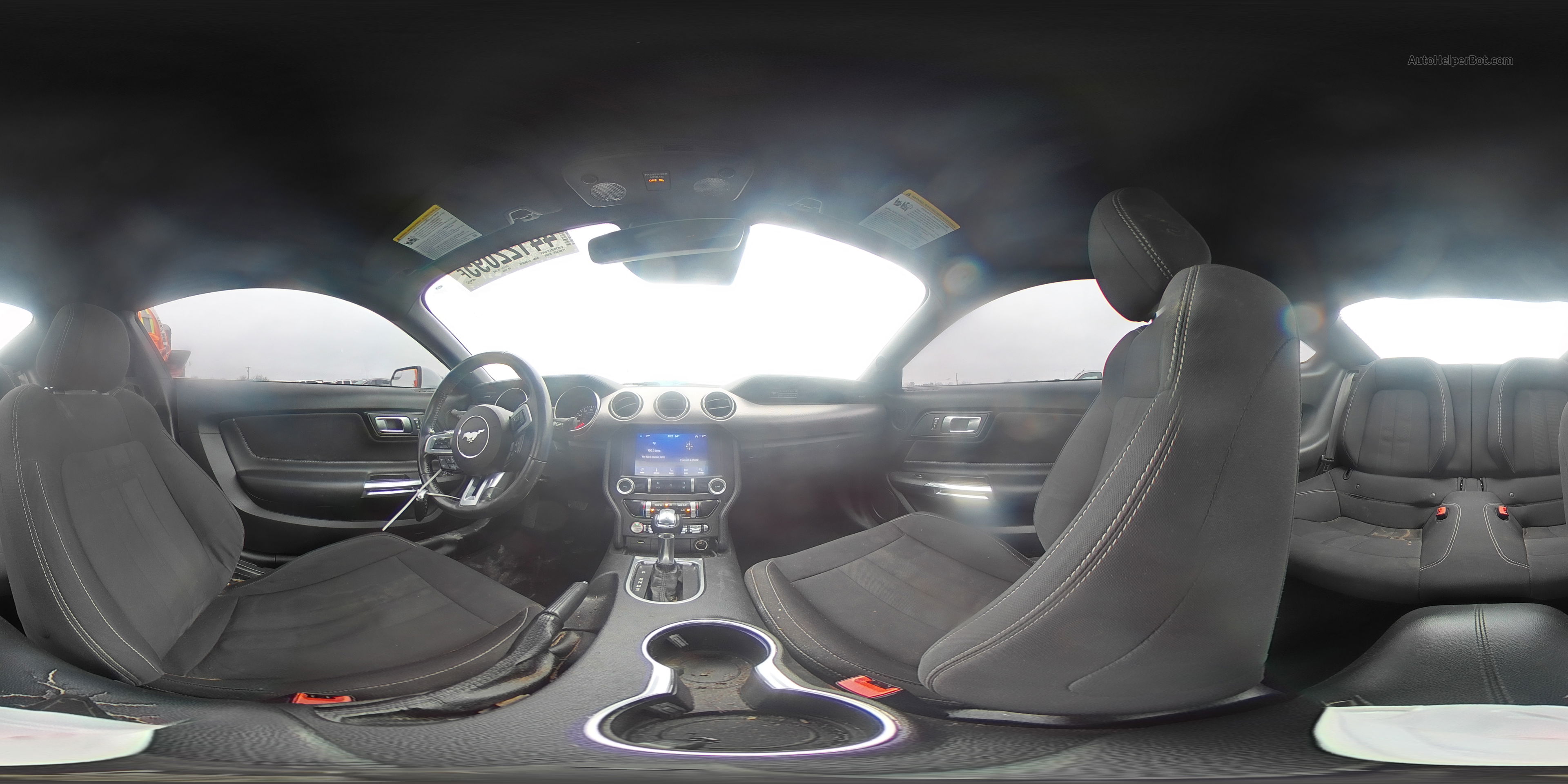 2020 Ford Mustang  White vin: 1FA6P8THXL5153634