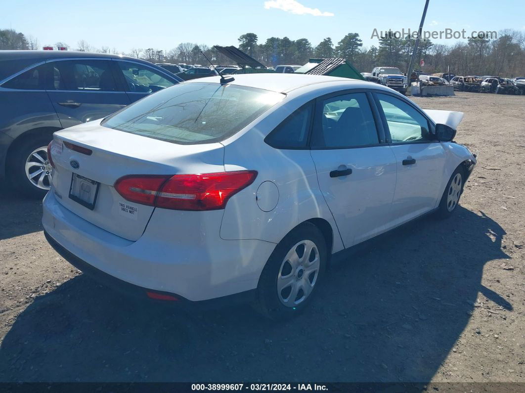 2016 Ford Focus S White vin: 1FADP3E20GL223744