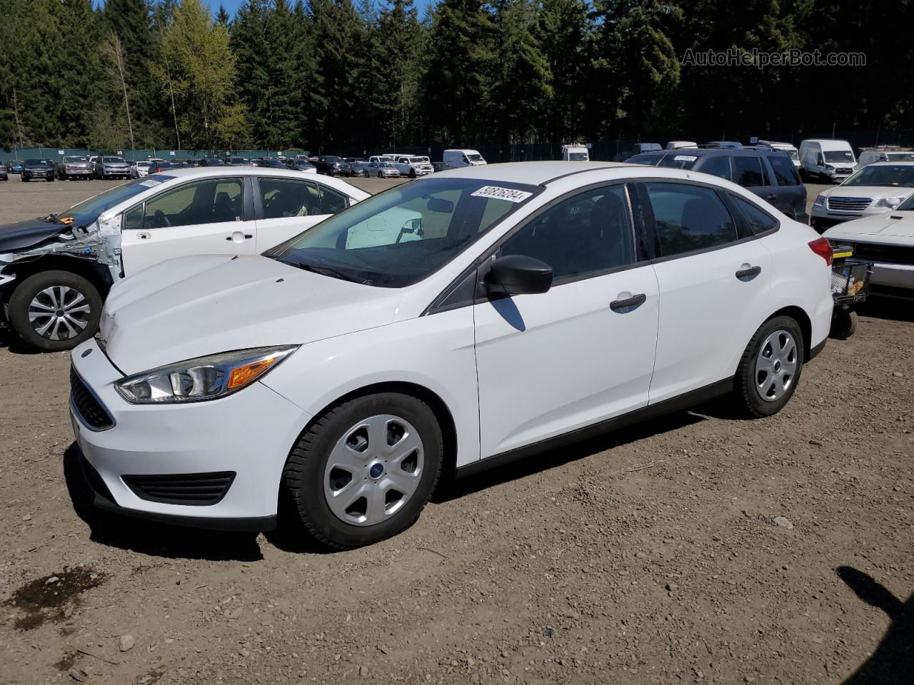 2016 Ford Focus S White vin: 1FADP3E20GL372977