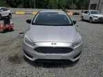 2016 Ford Focus S Серебряный vin: 1FADP3E20GL389388