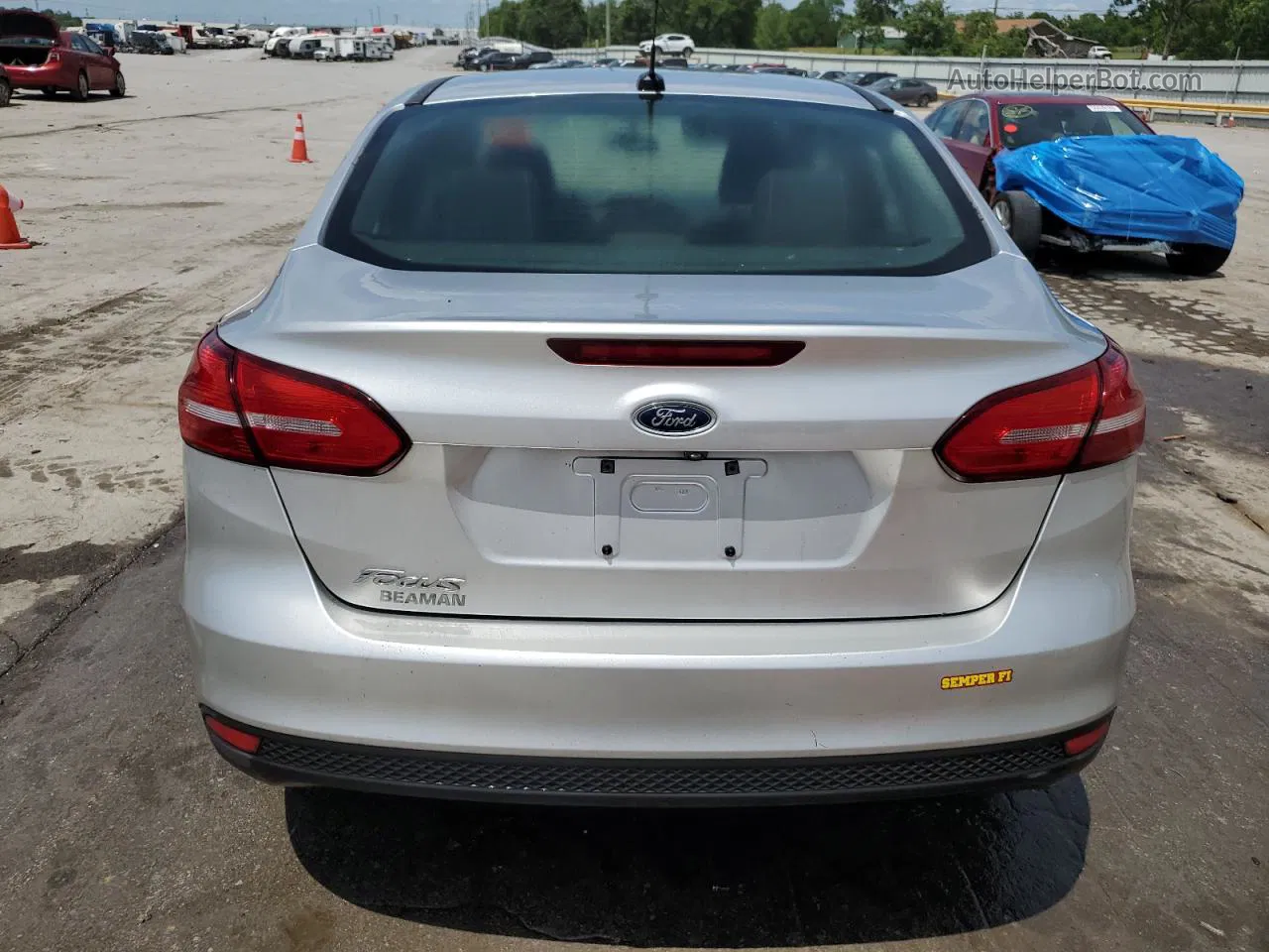 2017 Ford Focus S Silver vin: 1FADP3E20HL312098