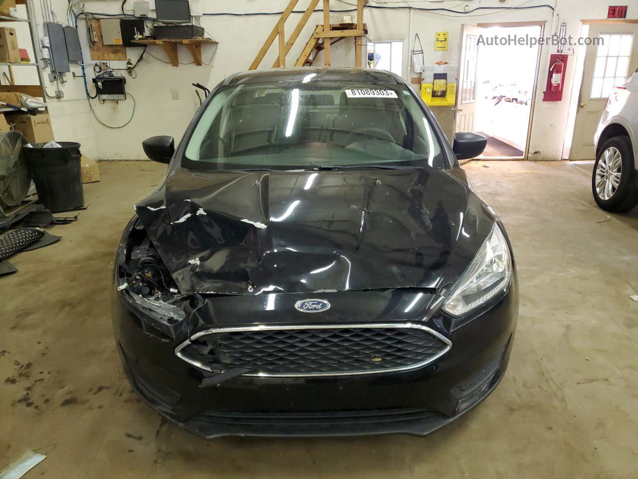 2018 Ford Focus S Black vin: 1FADP3E20JL278069