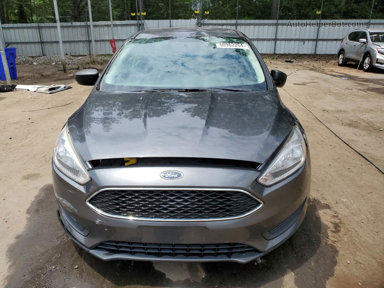 2018 Ford Focus S Gray vin: 1FADP3E20JL285006