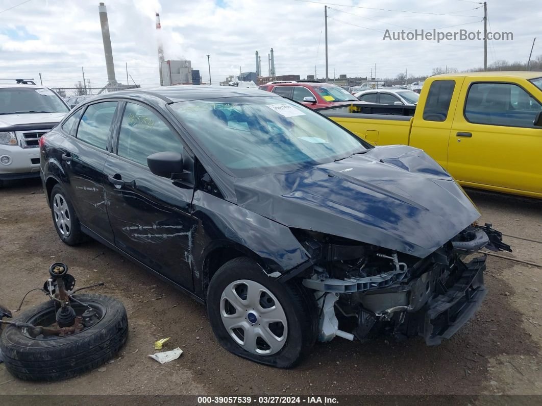 2018 Ford Focus S Black vin: 1FADP3E20JL310843