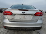 2018 Ford Focus S Серебряный vin: 1FADP3E21JL239040