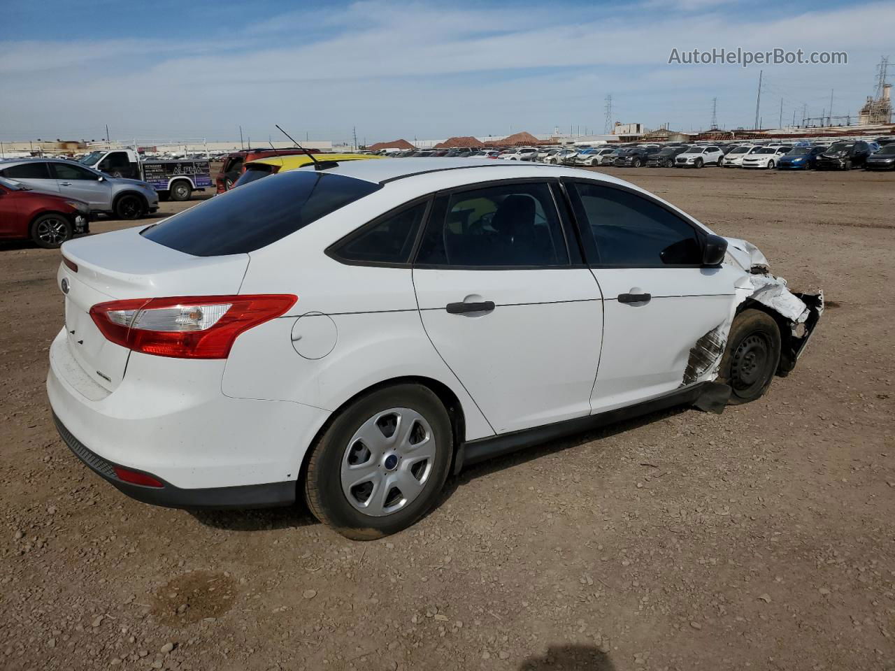 2014 Ford Focus S White vin: 1FADP3E22EL374212