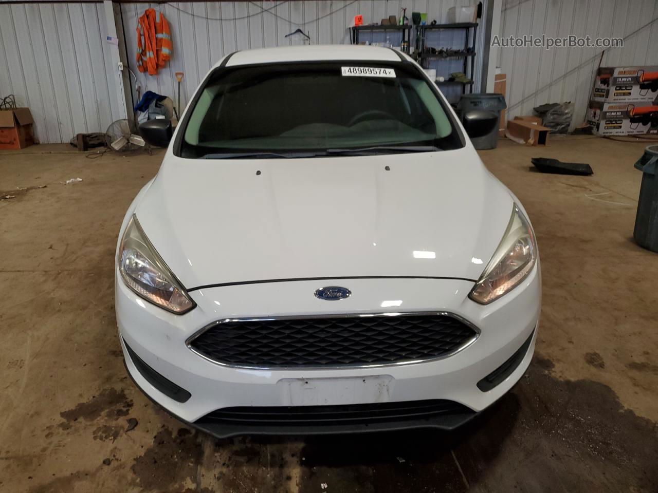 2015 Ford Focus S Белый vin: 1FADP3E22FL339252