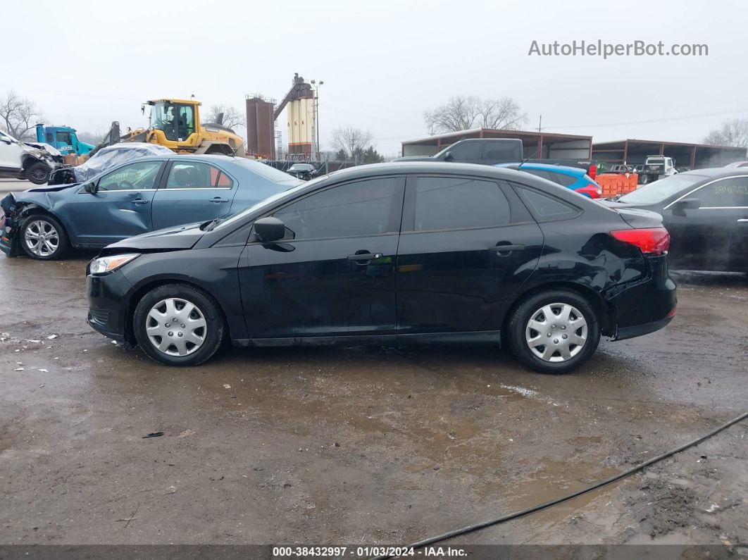 2018 Ford Focus S Black vin: 1FADP3E22JL322119