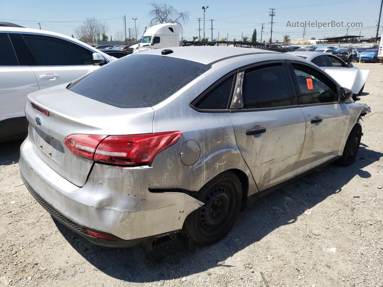 2015 Ford Focus S Silver vin: 1FADP3E23FL326087