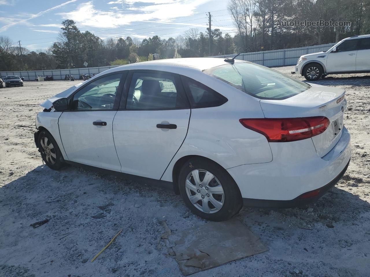 2016 Ford Focus S White vin: 1FADP3E23GL292721