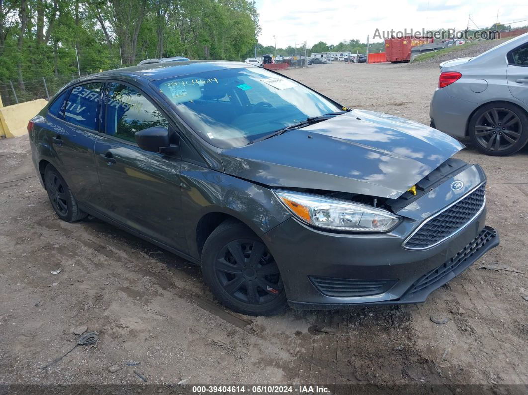 2018 Ford Focus S Gray vin: 1FADP3E23JL249102