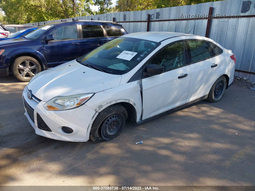 2013 Ford Focus S White vin: 1FADP3E24DL279567