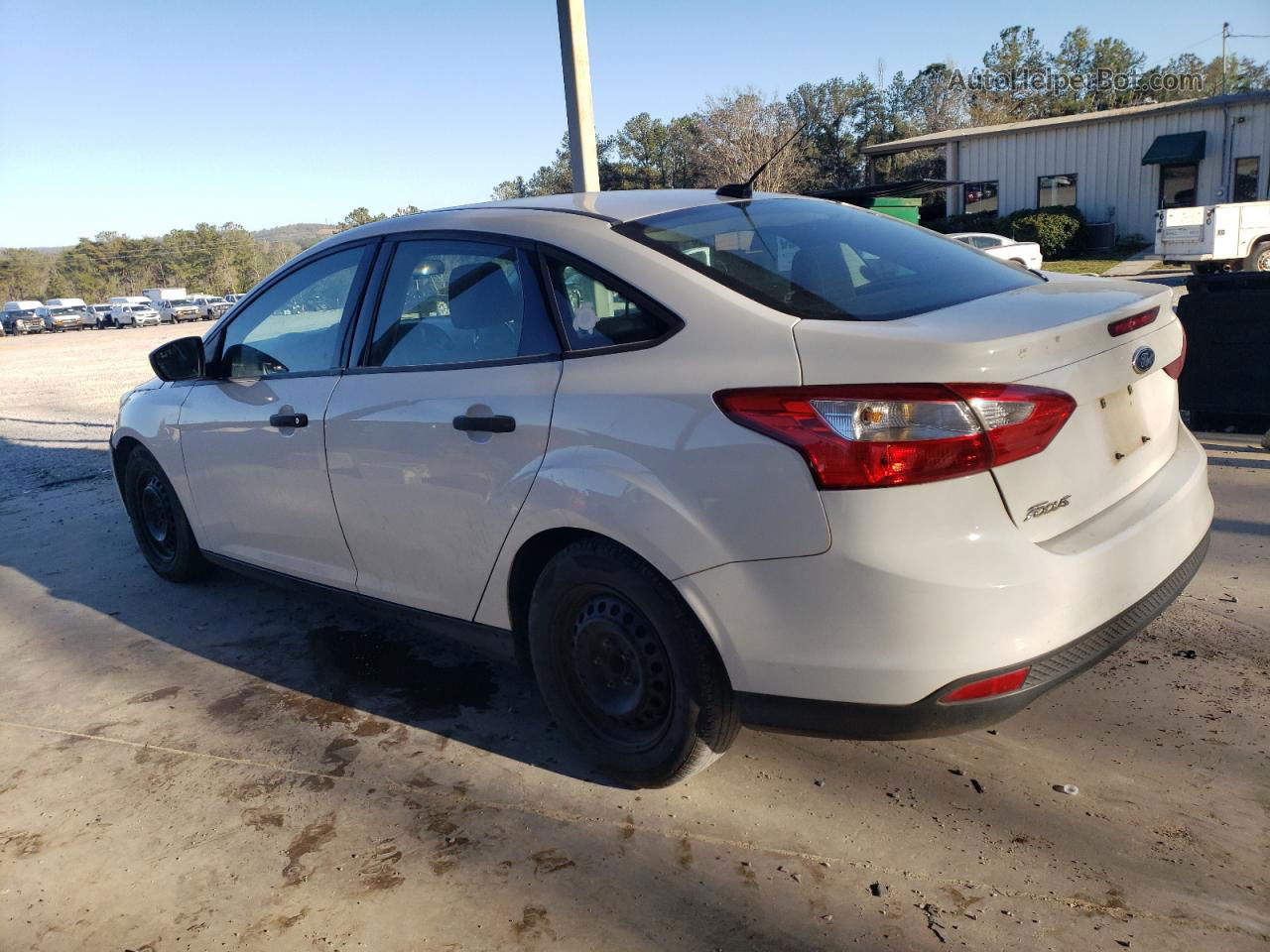 2014 Ford Focus S White vin: 1FADP3E24EL220276