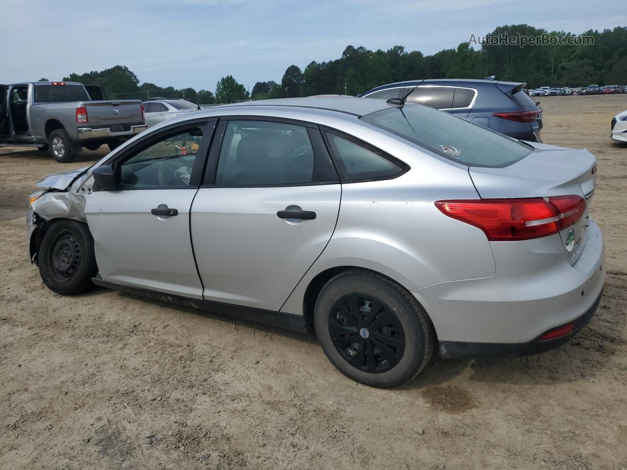 2017 Ford Focus S Silver vin: 1FADP3E24HL205880