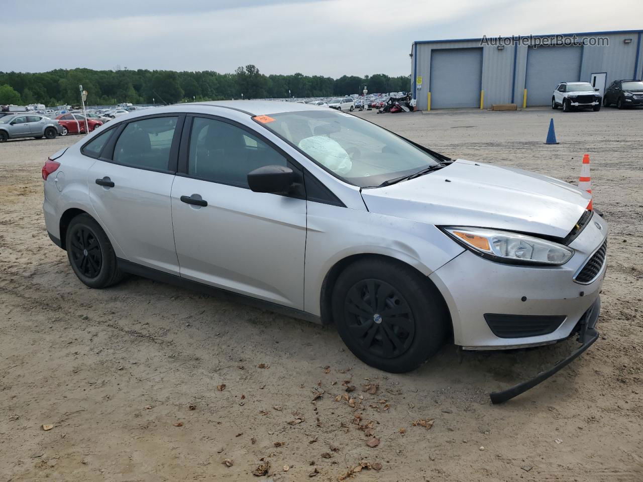 2017 Ford Focus S Silver vin: 1FADP3E24HL205880