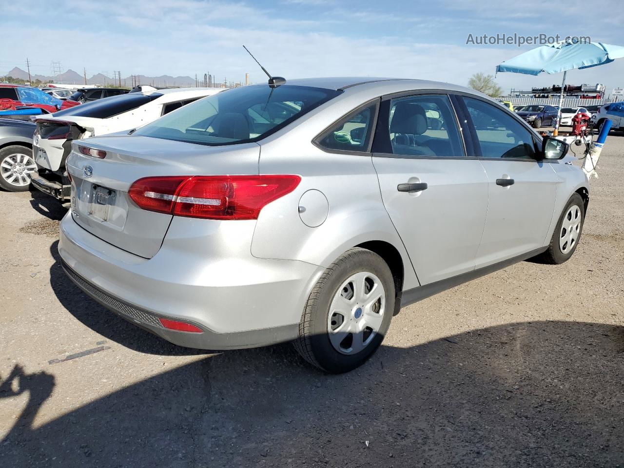 2017 Ford Focus S Silver vin: 1FADP3E24HL211422