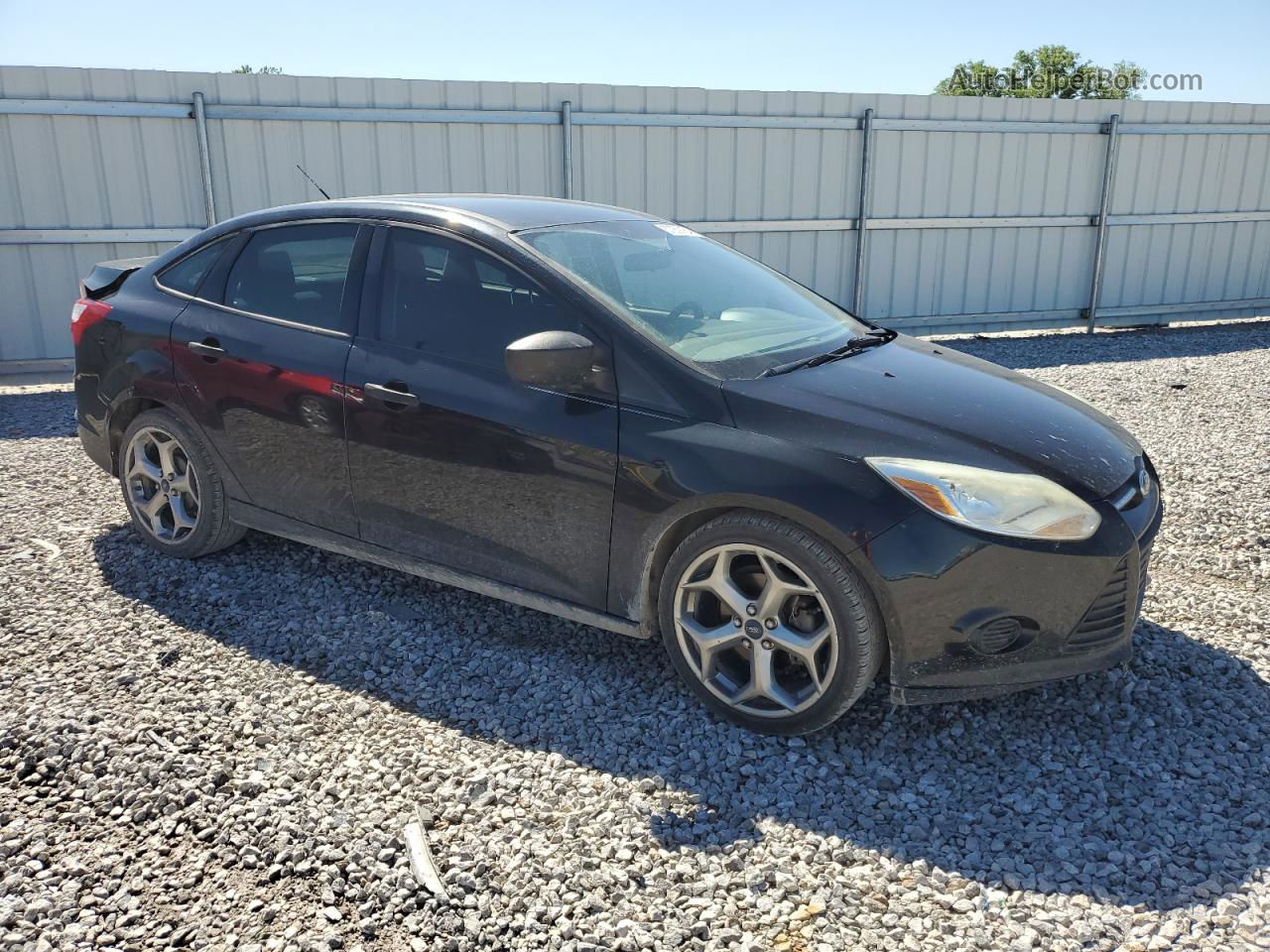 2013 Ford Focus S Черный vin: 1FADP3E25DL284244