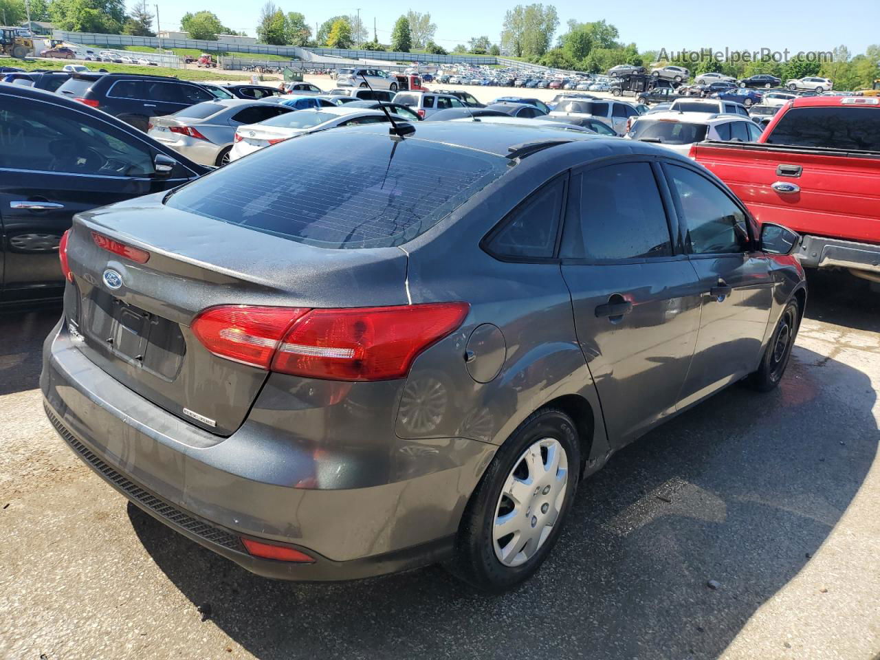 2015 Ford Focus S Gray vin: 1FADP3E25FL368650