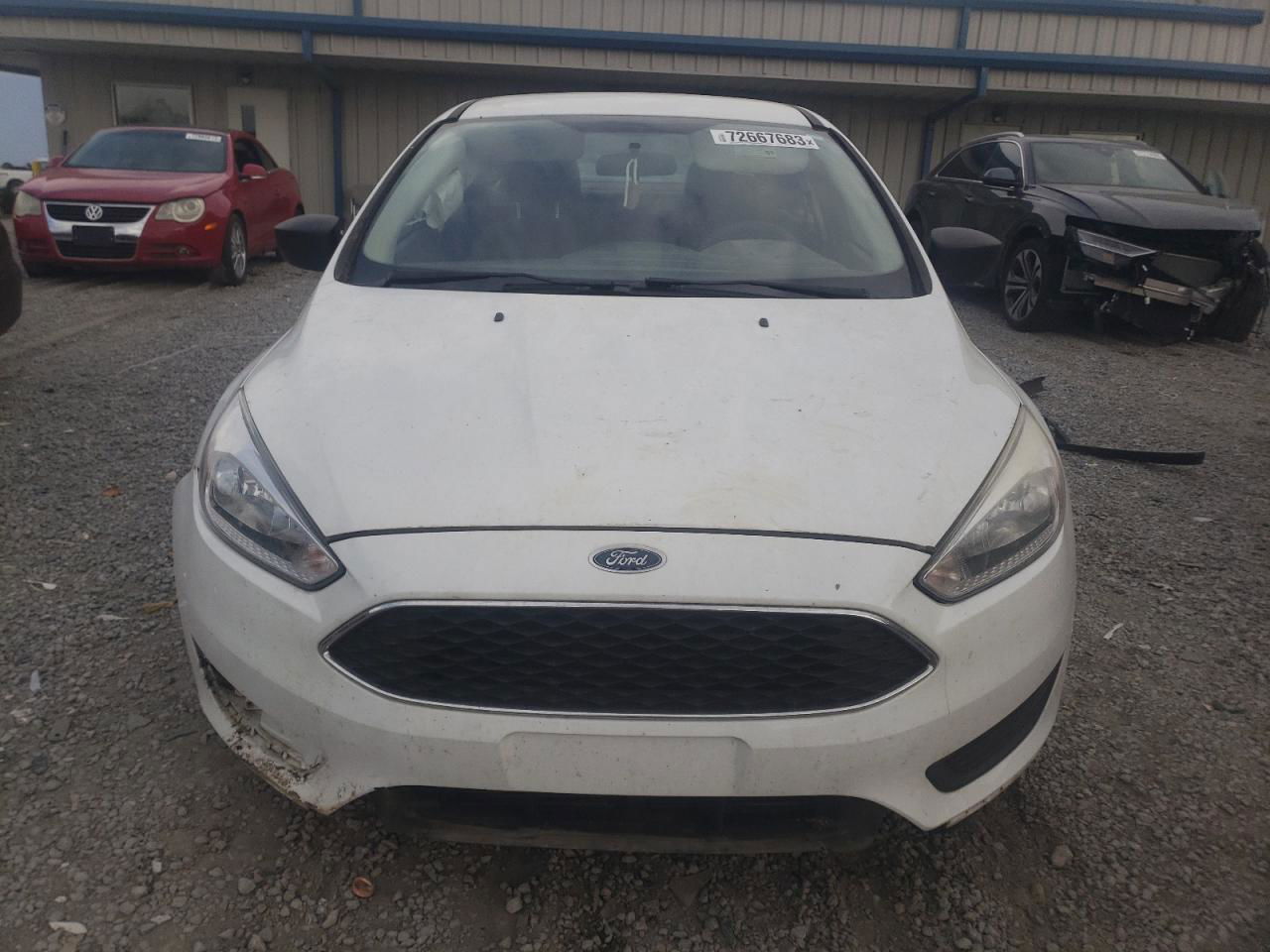 2017 Ford Focus S White vin: 1FADP3E25HL340415