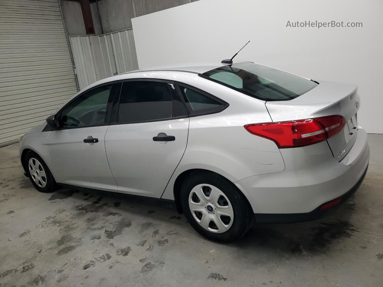 2015 Ford Focus S Silver vin: 1FADP3E26FL335978