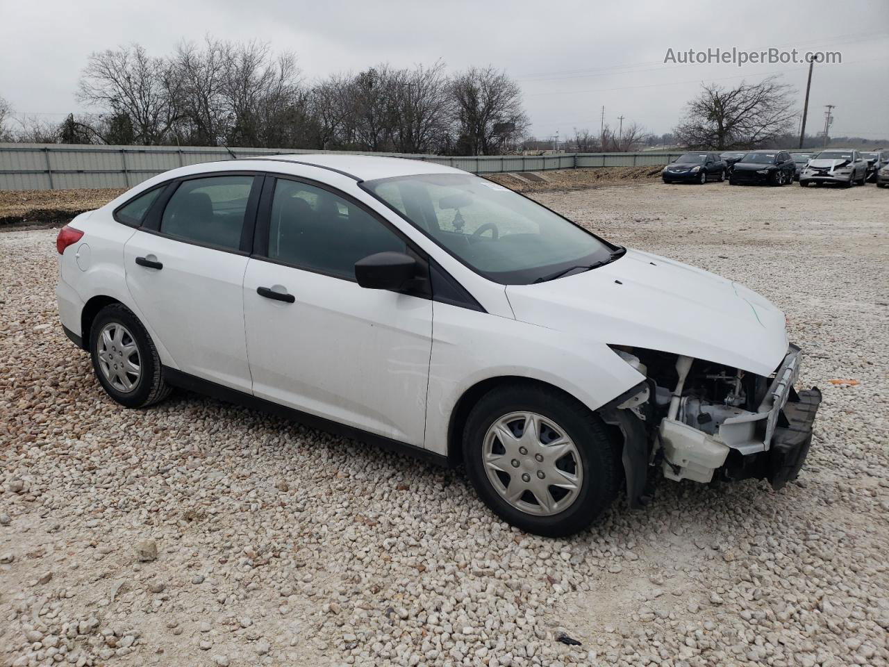 2017 Ford Focus S White vin: 1FADP3E26HL239352