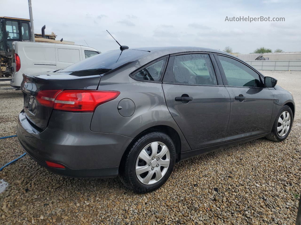 2017 Ford Focus S Gray vin: 1FADP3E26HL313904