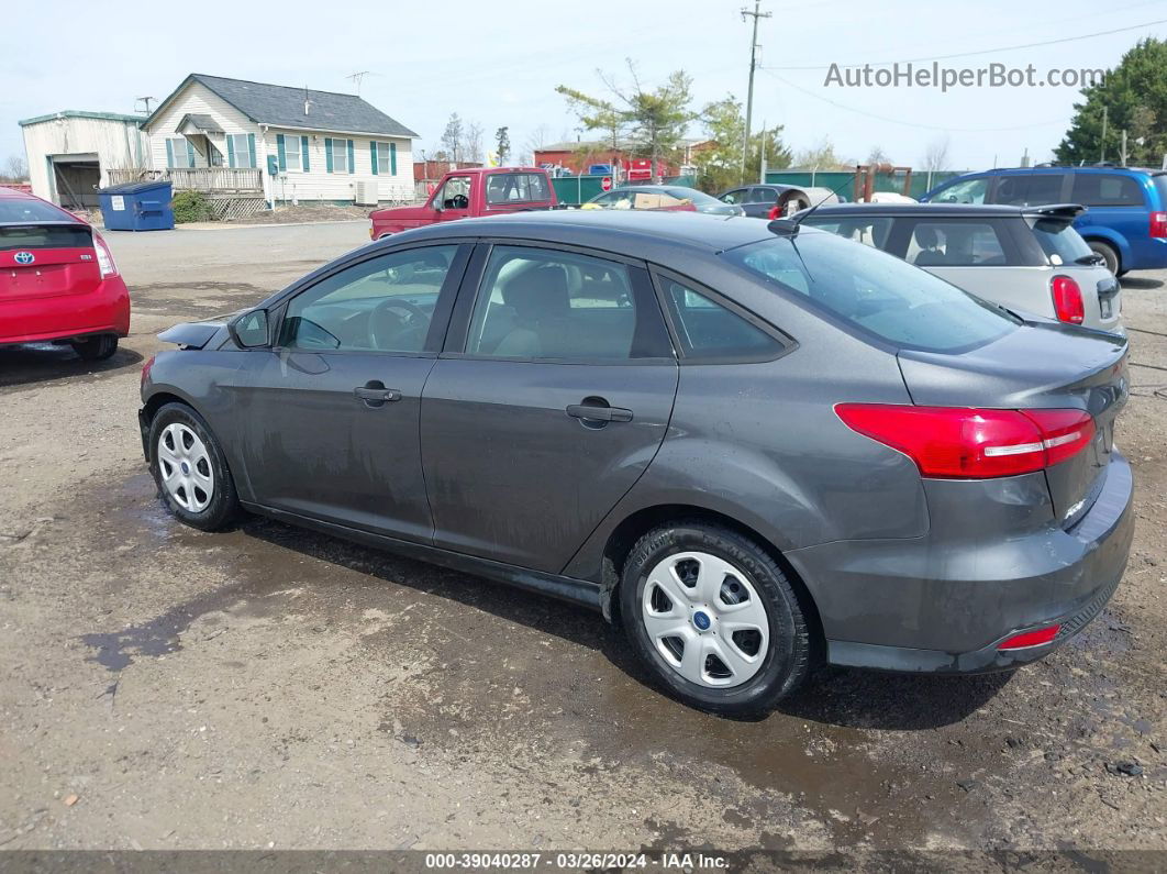 2018 Ford Focus S Gray vin: 1FADP3E26JL226137