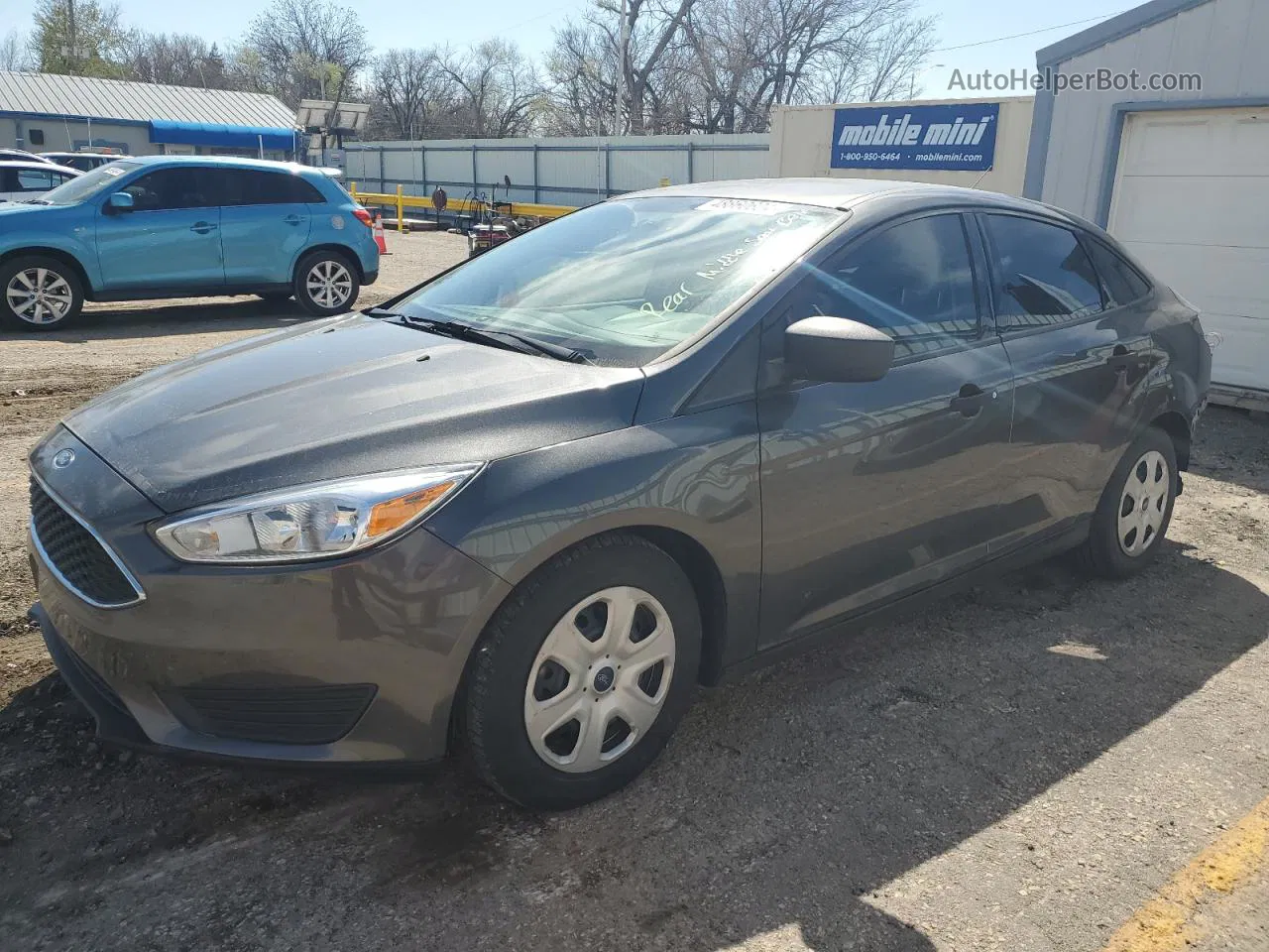 2018 Ford Focus S Gray vin: 1FADP3E27JL244355