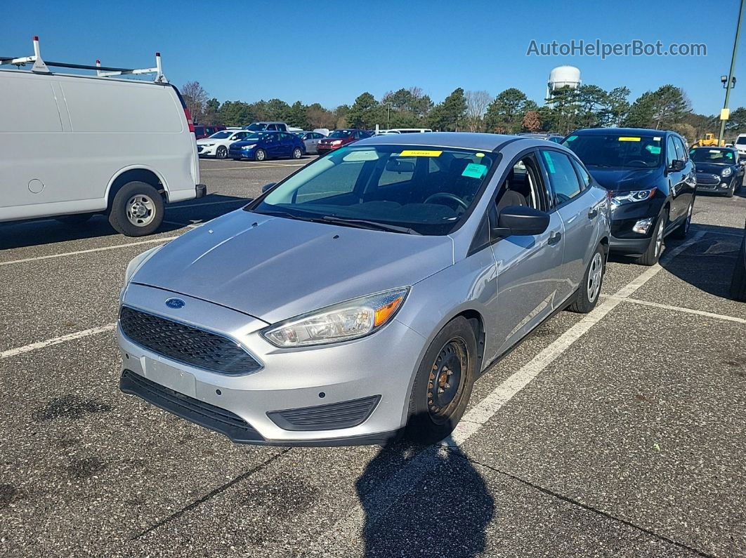 2016 Ford Focus S vin: 1FADP3E28GL298420