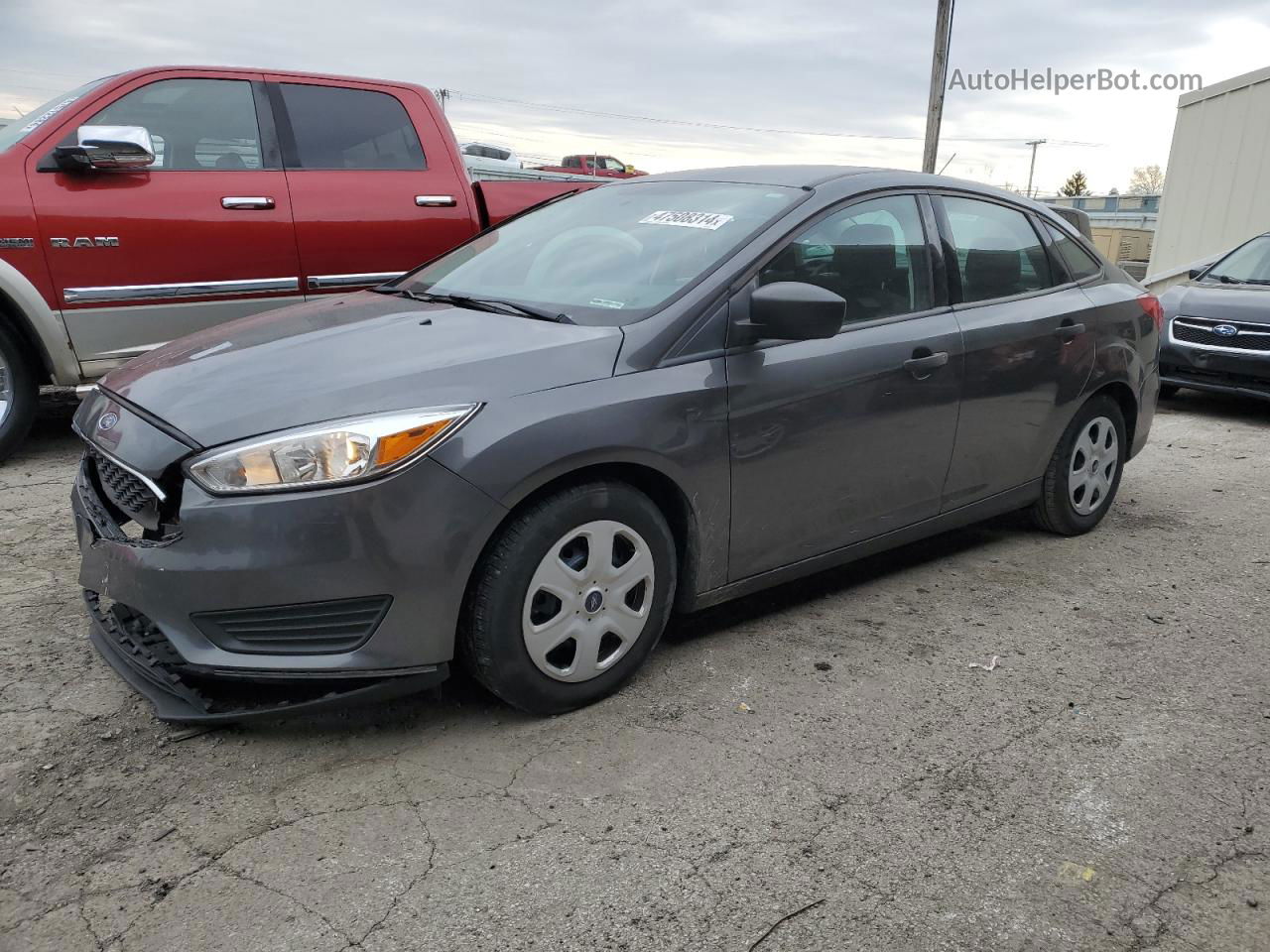 2018 Ford Focus S Серый vin: 1FADP3E29JL321193