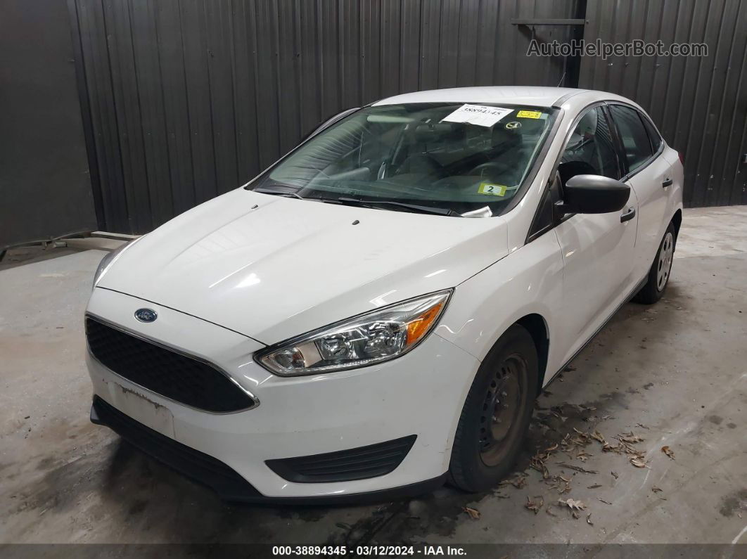 2017 Ford Focus S White vin: 1FADP3E2XHL335260