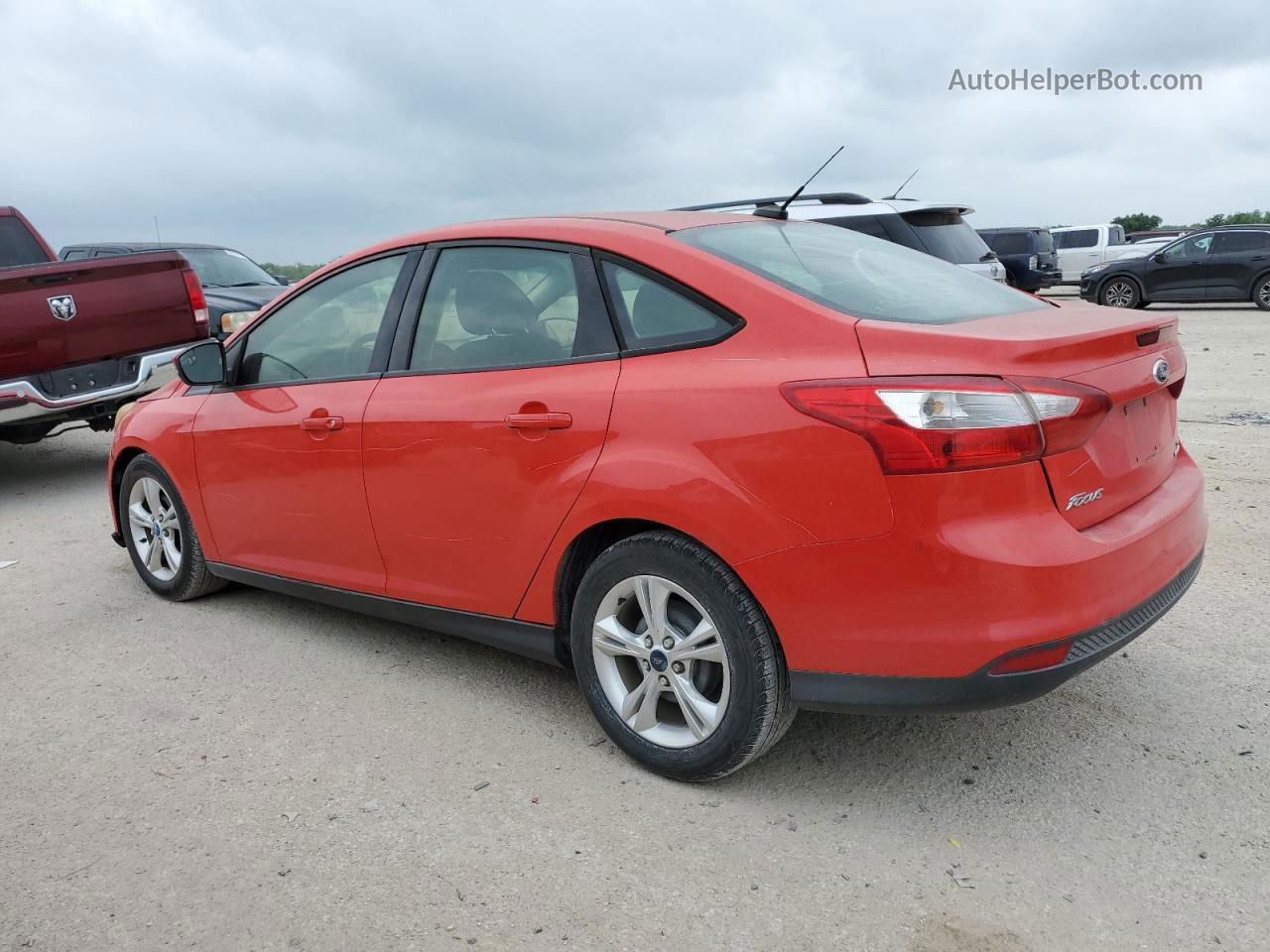 2013 Ford Focus Se Red vin: 1FADP3F20DL106921