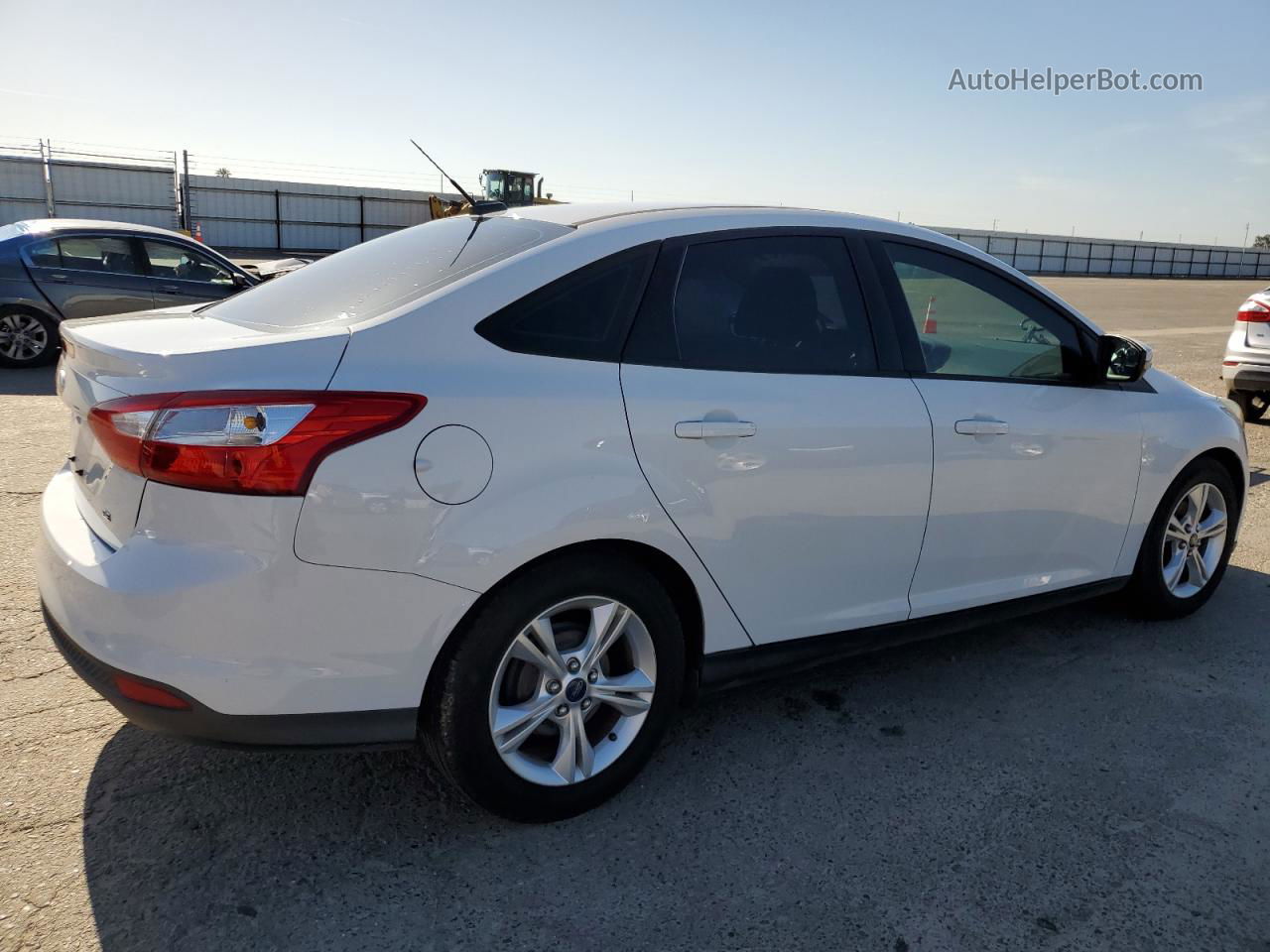 2014 Ford Focus Se White vin: 1FADP3F20EL224968