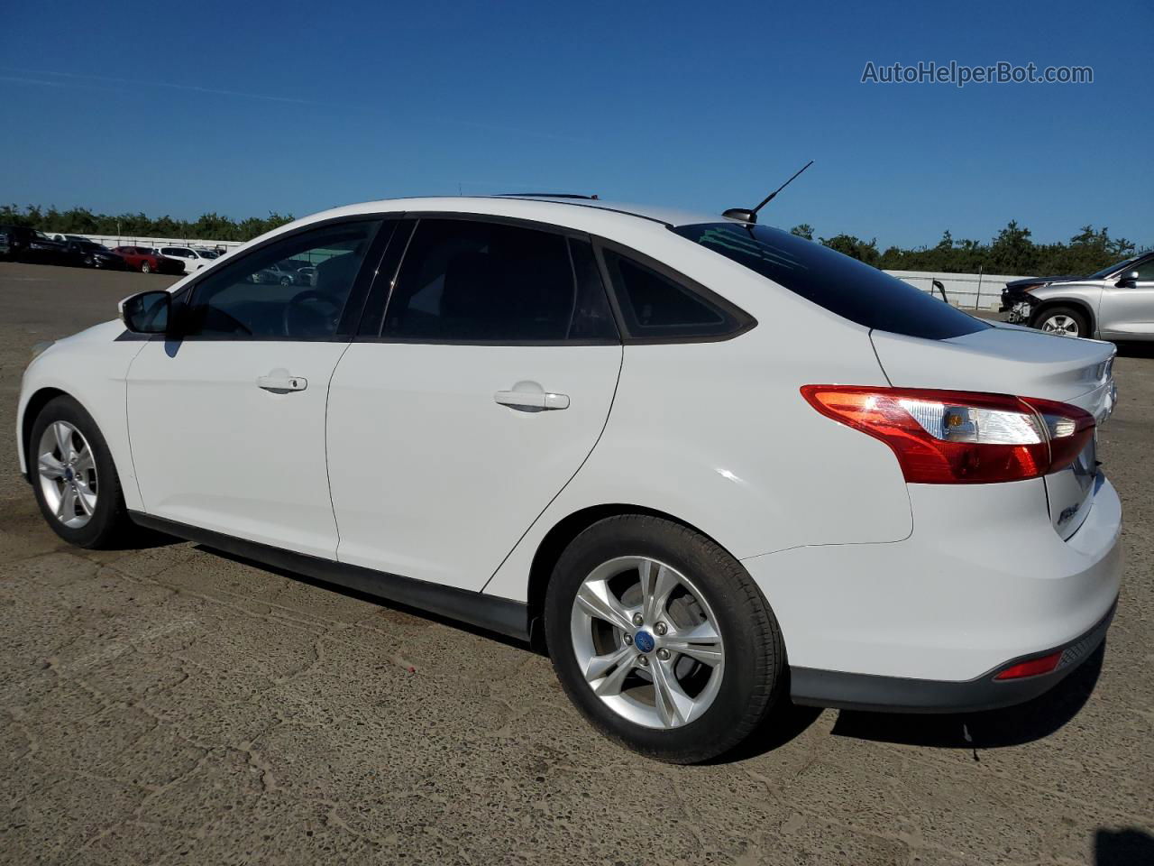 2014 Ford Focus Se White vin: 1FADP3F20EL224968