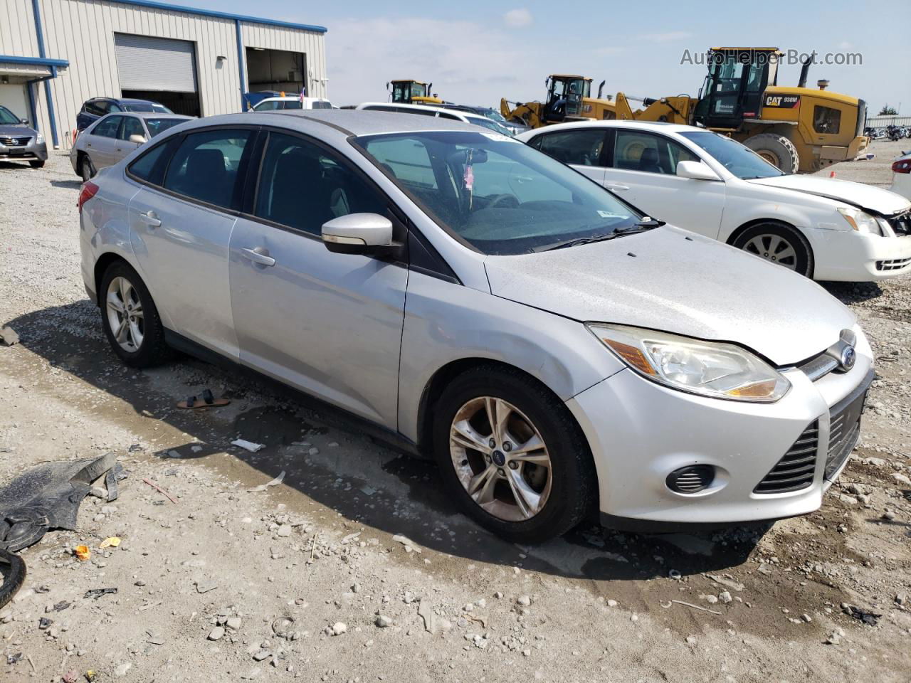 2014 Ford Focus Se Серебряный vin: 1FADP3F20EL227451