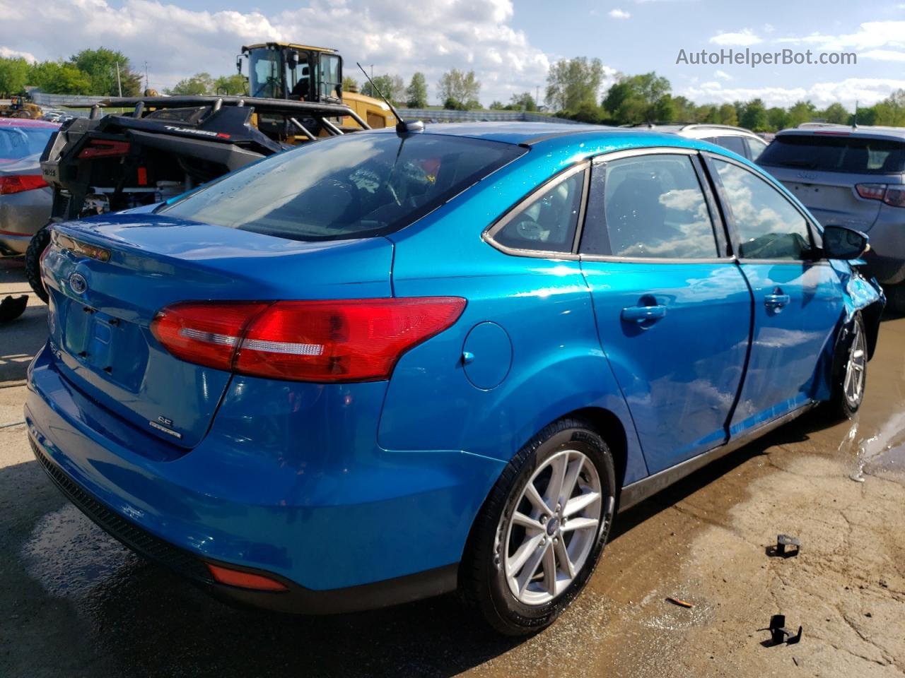 2015 Ford Focus Se Blue vin: 1FADP3F20FL255509