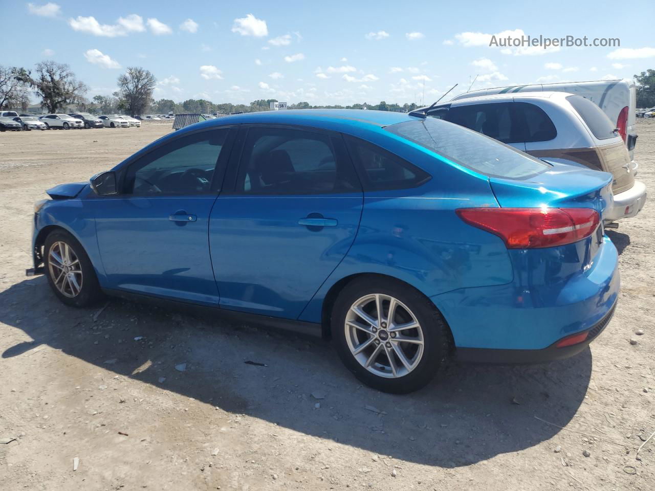 2016 Ford Focus Se Blue vin: 1FADP3F20GL236797