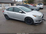 2016 Ford Focus Se Серебряный vin: 1FADP3F20GL321008