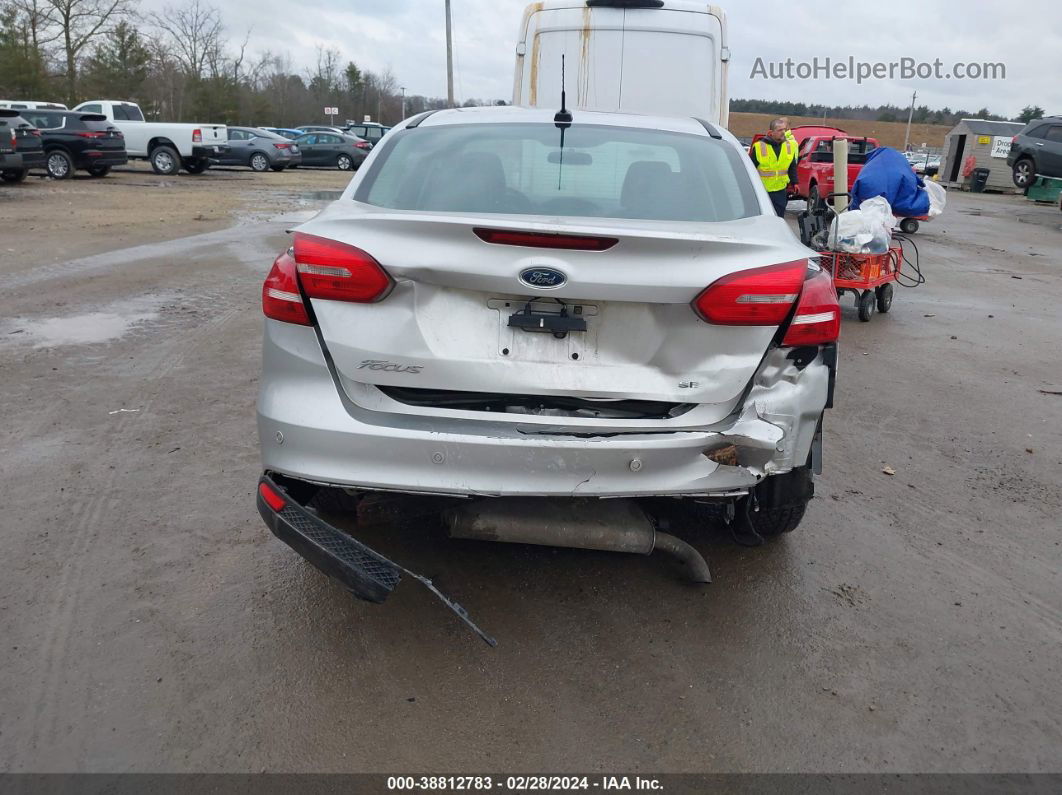 2016 Ford Focus Se Silver vin: 1FADP3F20GL321008