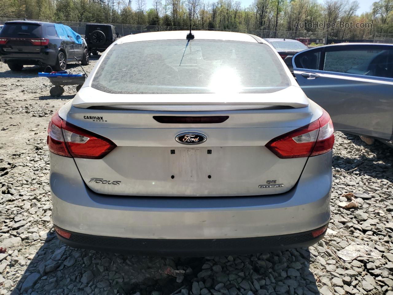 2014 Ford Focus Se Серебряный vin: 1FADP3F21EL235624