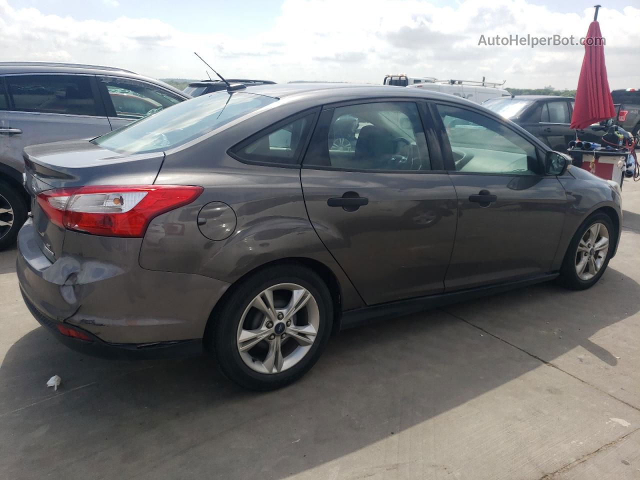 2014 Ford Focus Se Gray vin: 1FADP3F21EL275895