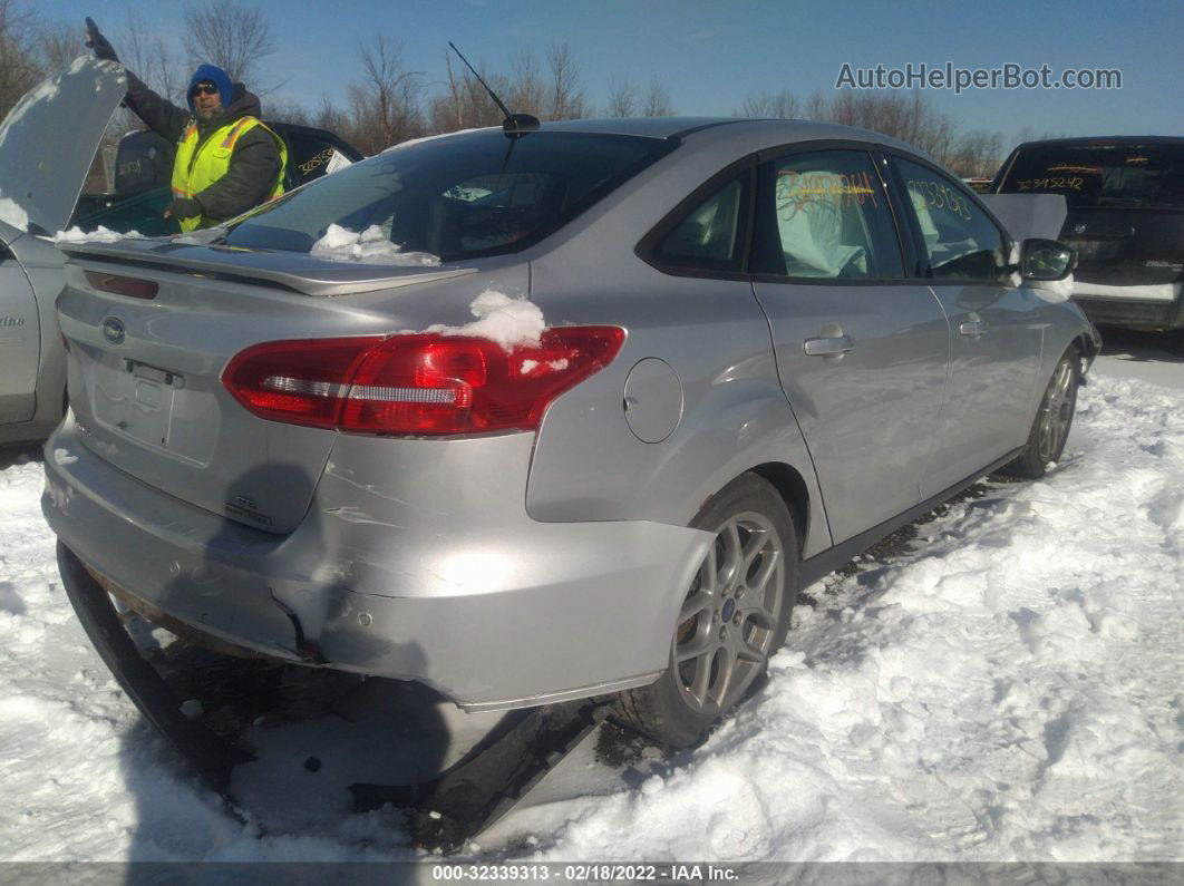 2015 Ford Focus Se Silver vin: 1FADP3F21FL239996