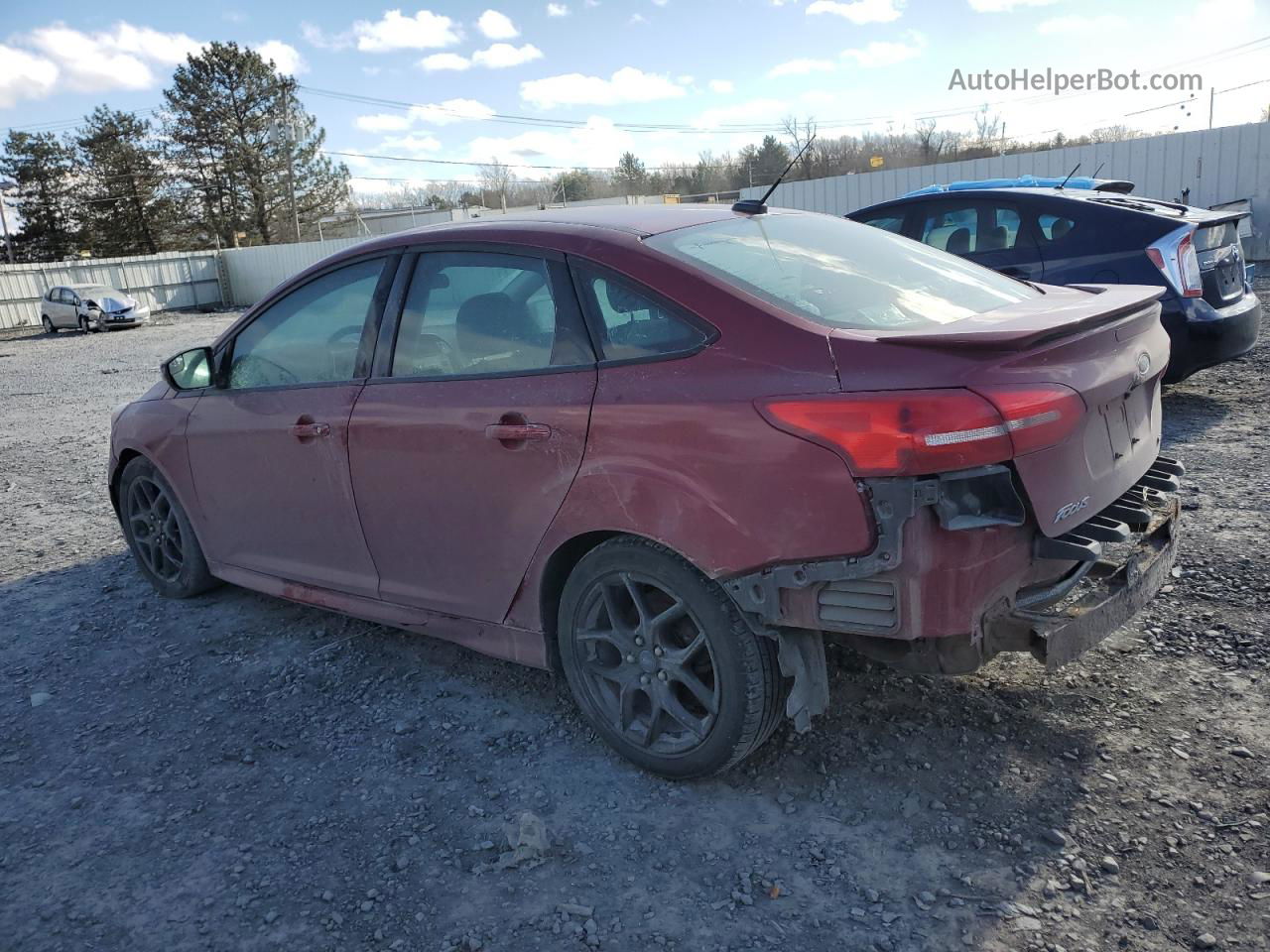 2015 Ford Focus Se Maroon vin: 1FADP3F21FL344411