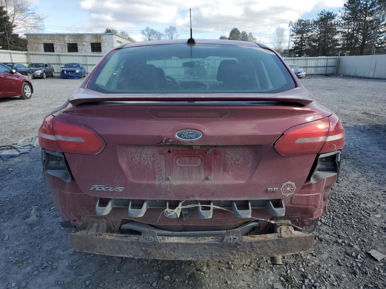 2015 Ford Focus Se Maroon vin: 1FADP3F21FL344411