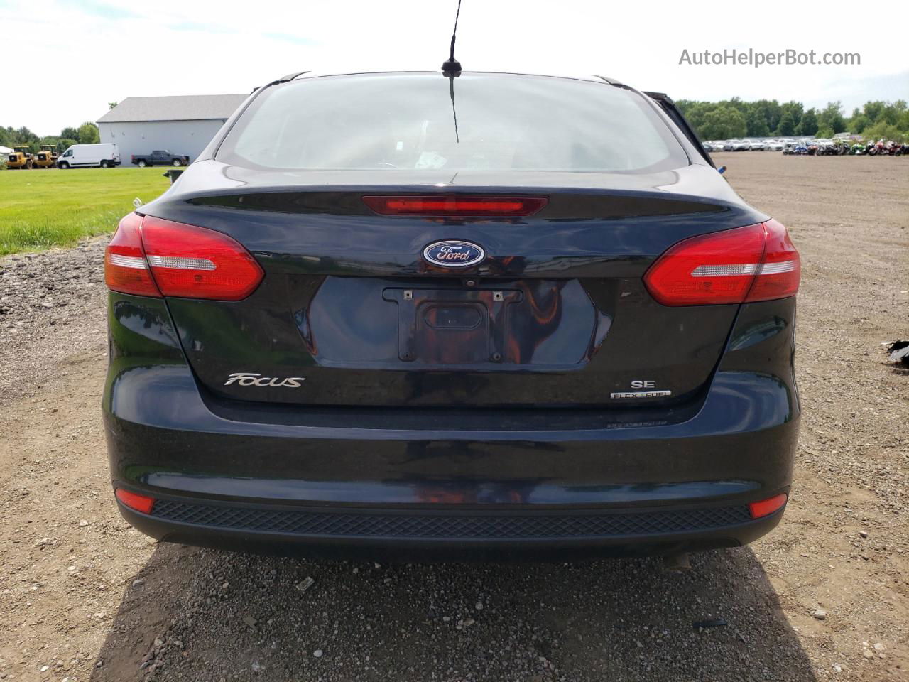 2015 Ford Focus Se Black vin: 1FADP3F21FL374136