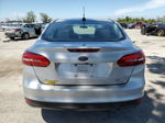 2017 Ford Focus Se Серебряный vin: 1FADP3F21HL232923