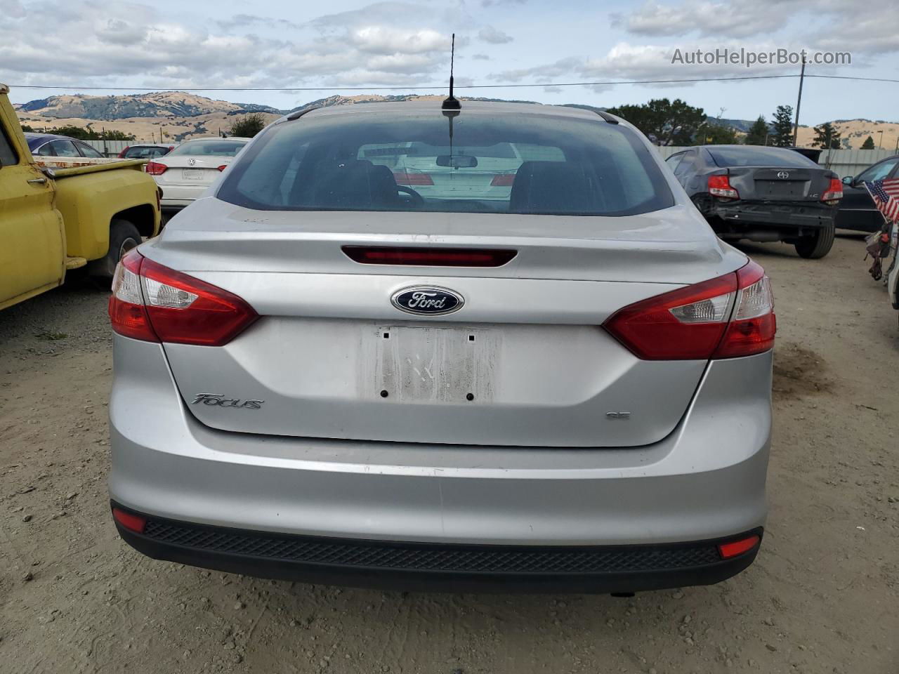 2013 Ford Focus Se Silver vin: 1FADP3F22DL211119