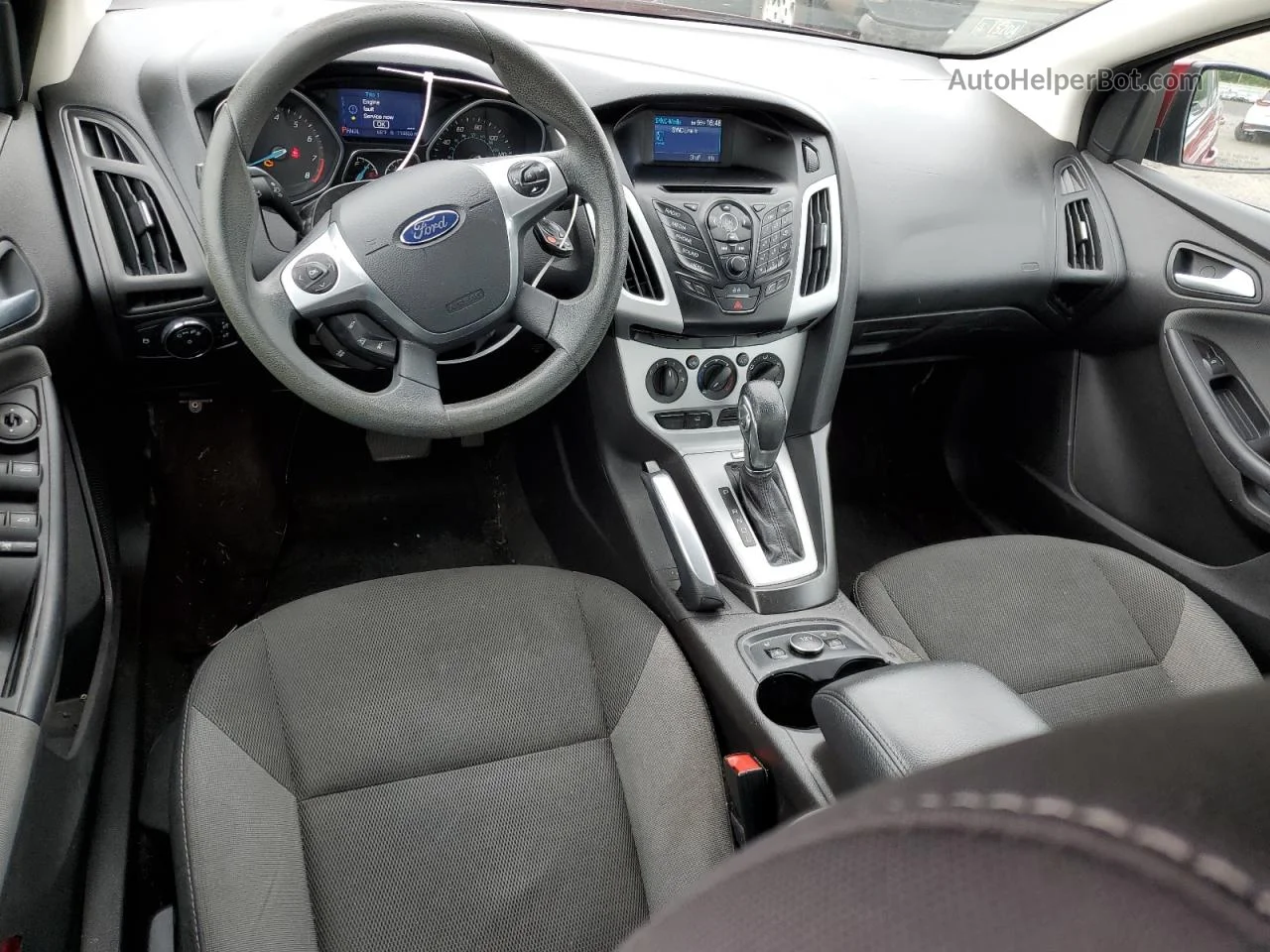 2014 Ford Focus Se Maroon vin: 1FADP3F22EL112415