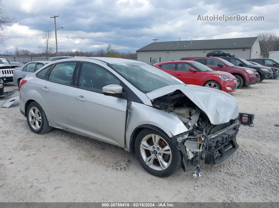 2014 Ford Focus Se Silver vin: 1FADP3F22EL122216