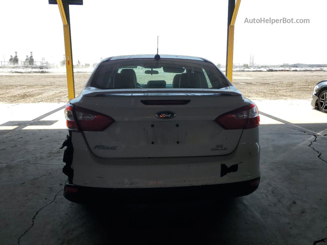 2014 Ford Focus Se White vin: 1FADP3F22EL174591